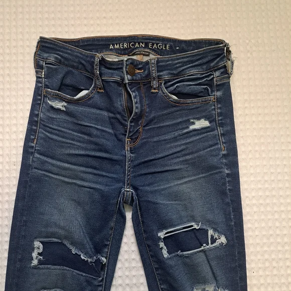 American Eagle High-Rise Jegging - Picture 2 of 8